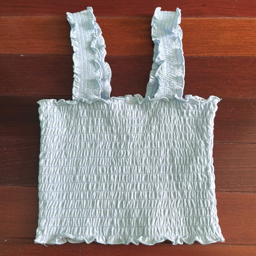 Hollister women’s light blue crop top size XS